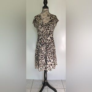 Relativity Midi Dress Cheetah Print Short Sleeves V-Neck Size Small